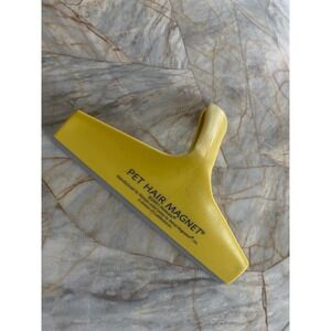 Petmate‎ Pet Hair Magnet Yellow Rubber Squeegee Fur Remover Tool 2001 Vintage